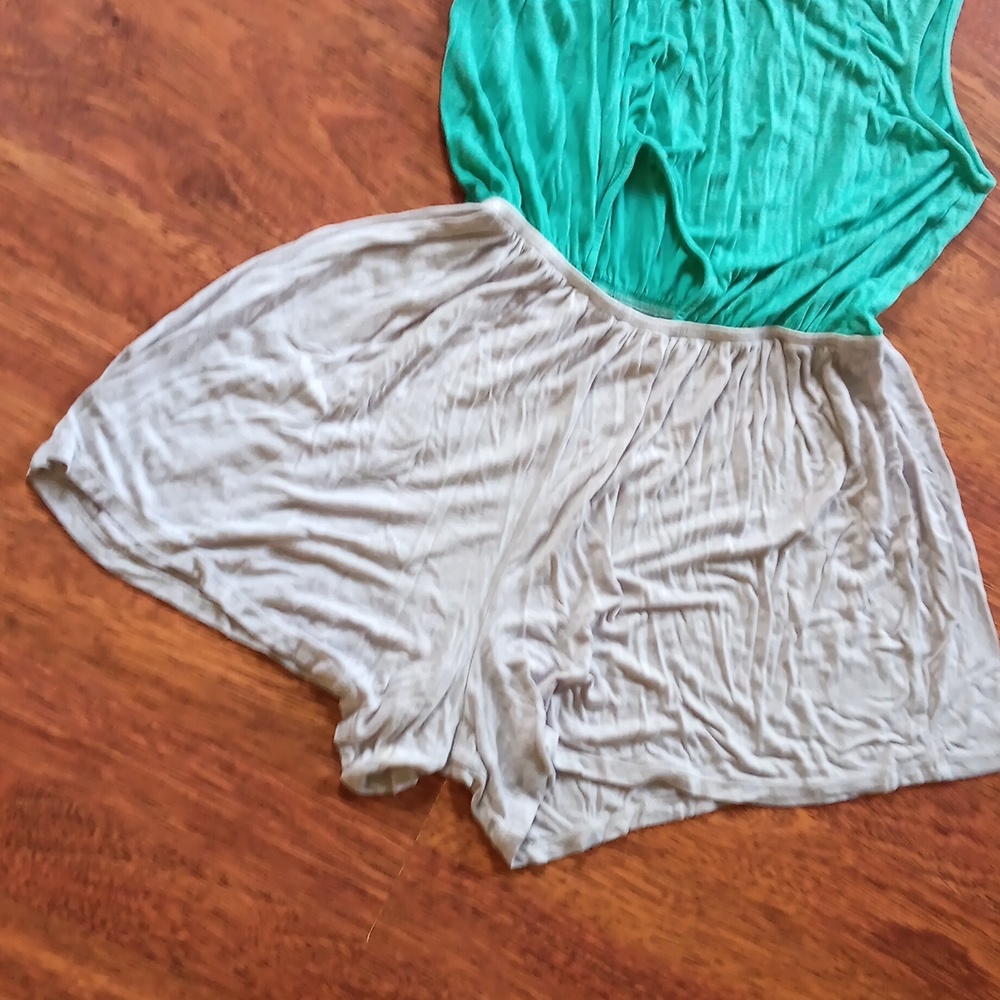 Romper - Picture 3 of 5